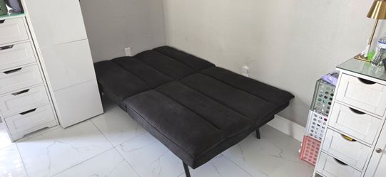 Black Futón Sofa/Bed