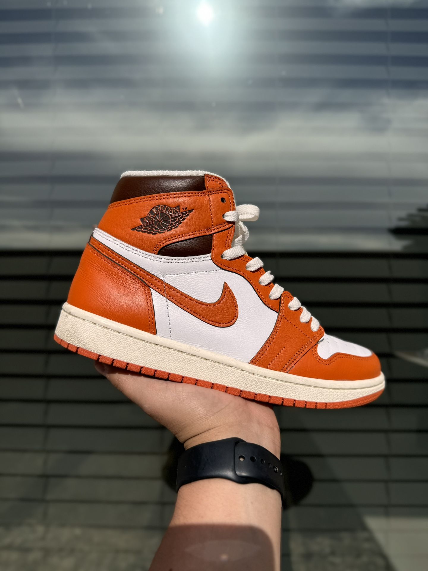 USED Jordan 1 Starfish Size 8M