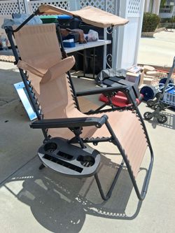 Gravity chair