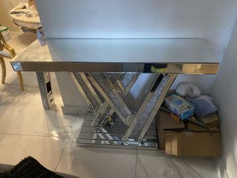 Louis Vutton Table Furniture