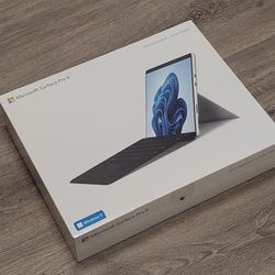 Microsoft Surface Pro 8 13" Touch Screen Tablet Computer (Core i5 - 8GB RAM - 128GB SSD)- $1 DOWN TODAY, NO CREDIT NEEDED