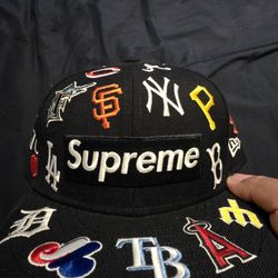 Supreme Hat