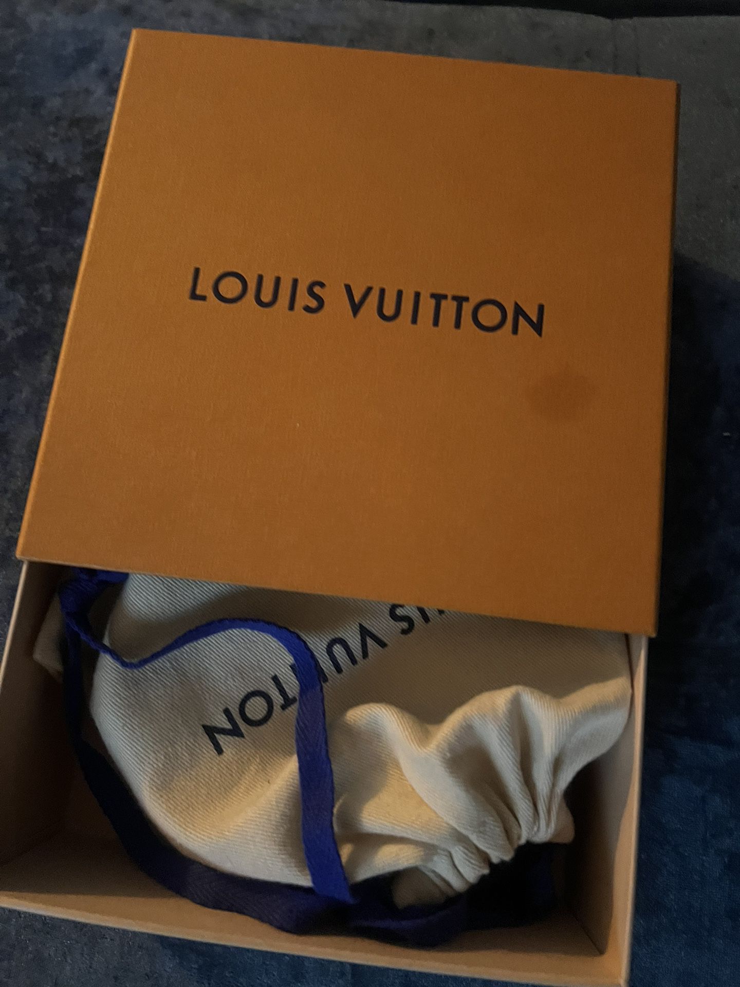 Louis Vuitton Unisex Belt 