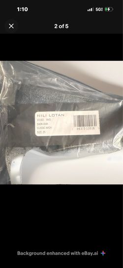NWT Nili Lotan Shon Jean Classic Wash Size 25 Mid-Rise Stretch Bow Leg Denim