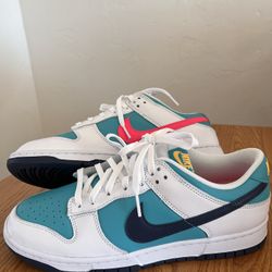 Nike Dunk Low “dusty cactus” Size 11