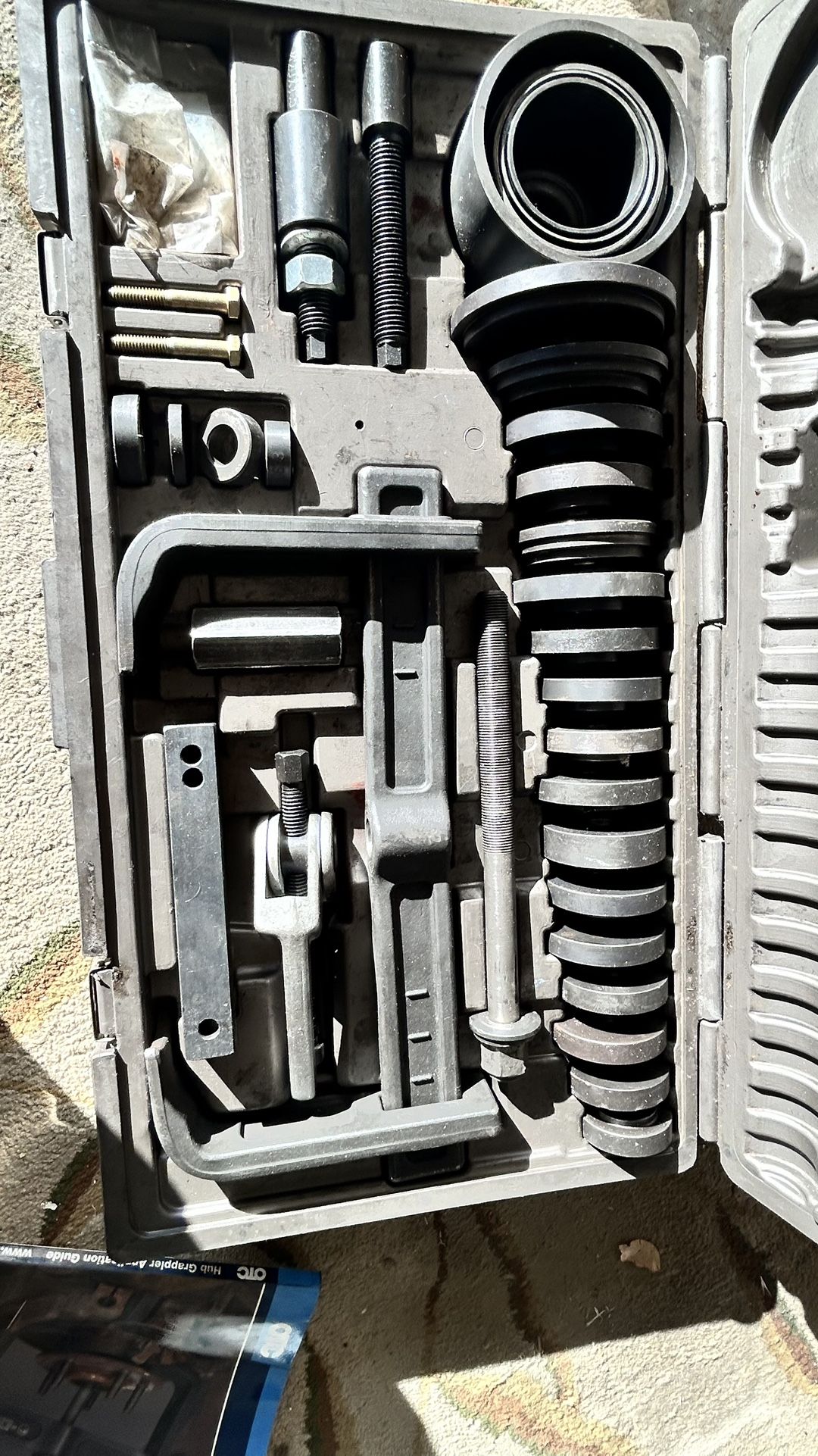OTC Hub Grappler Kit 6575