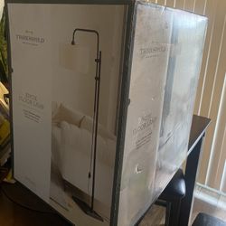Knox Floor Lamp 