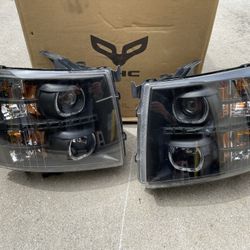 2012-2013 Chevy Silverado HID Headlights