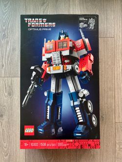 New LEGO Transformers Optimus Prime 10302