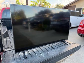 50’ LG Smart TV