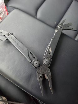 LEATHERMAN, Surge, 21-in-1 Heavy-Duty Multi-tool for Work, Home, Garden, DIY & Auto, Black