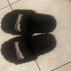 Balenciaga Slides