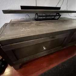 Tv stand