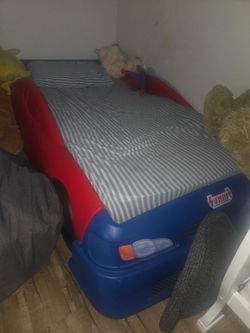 Racing Car twin-sized bed