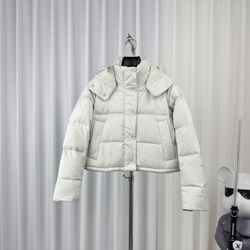 Lululemon Wunder Puff 600-Down-Fill Cropped Jacket