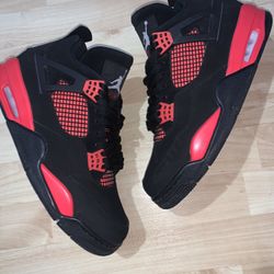 Air Jordan 4 Red Thunder 