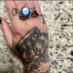 10 Carat  blue sapphire ring