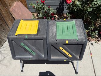 Miracle-gro composter