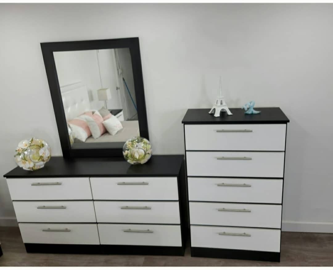 Dresser With Mirror And Chest