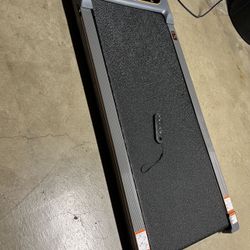 Walking Pad/ Treadmills