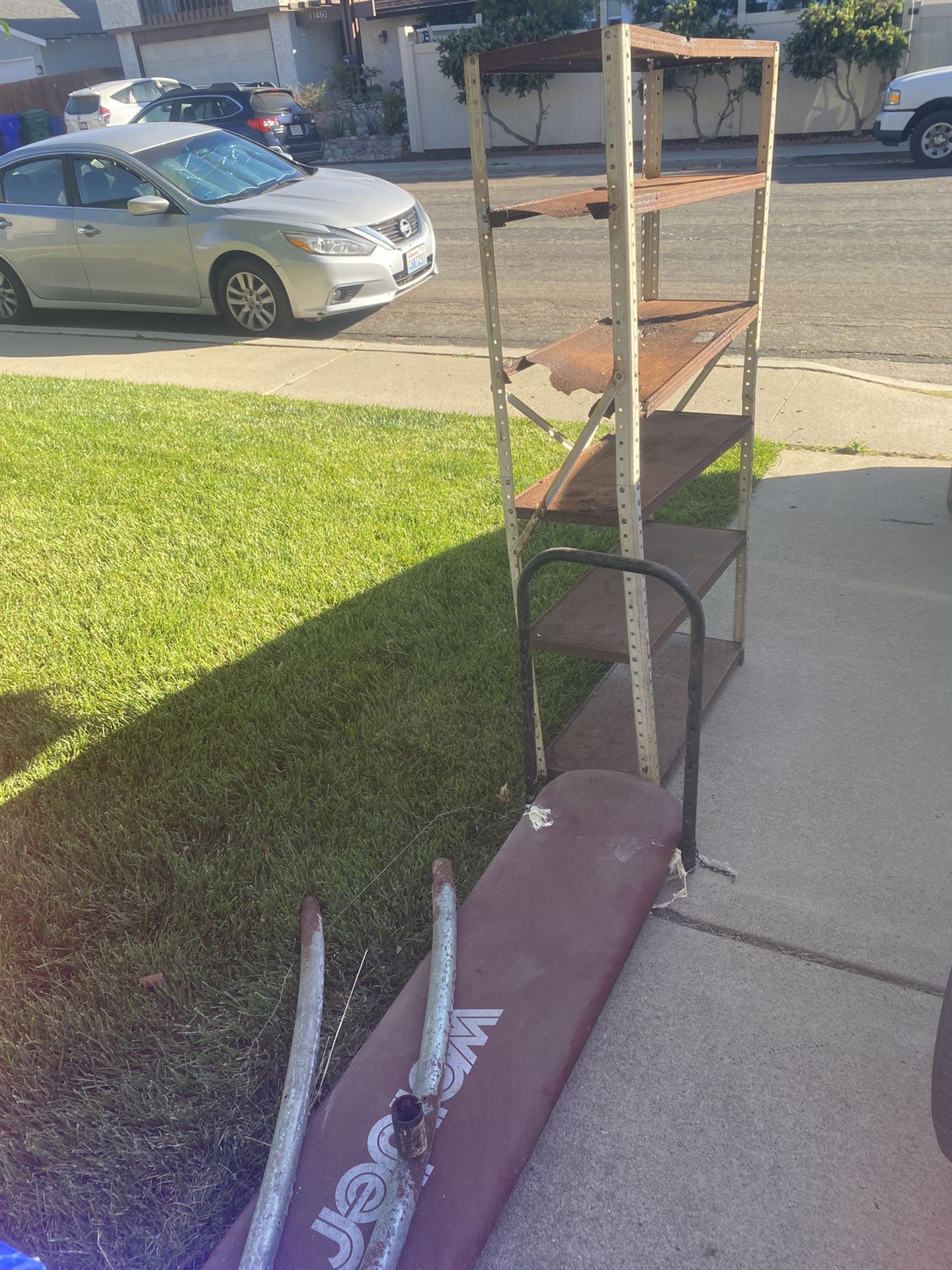 Free Weight Bench/rusty Metal/misc