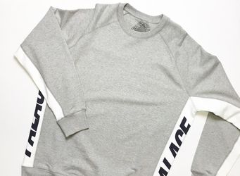 Palace bape supreme polo tommy vintage guess Nike Adidas