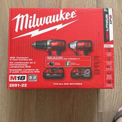 Milwaukee M18 Drill/Impact Driver Combo