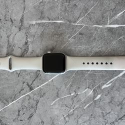 Apple Watch Série 8 41 Mm