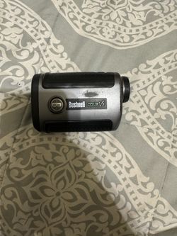 Bushnell Tour V2 with Pinseeker Laser Rangefinder