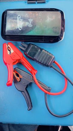 Battery Tender Jumper W/ wireless charging