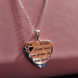  Necklace. New For Dog Lovers