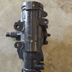 Steering Box 1970 AMC Javelin 3 Mounting Bolt Style