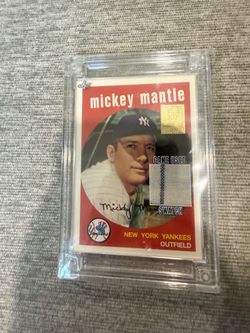 Micky Mantle game worn patch card