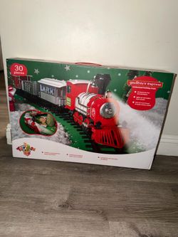 Toys R Us Geoffrey’s Express Motorized Holiday Train