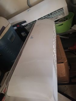 Dual Mini split brand new