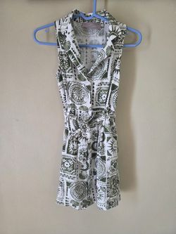 White Closet Elements Dress Womens Extra Small Beige & Green Button Up Tie Waist