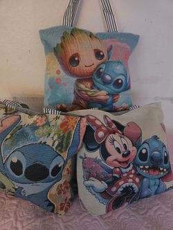 Tote bags assorted characters