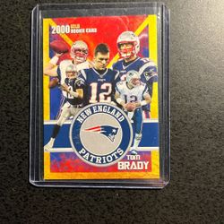 Tom Brady 2000 Rookie Card-Excellent 