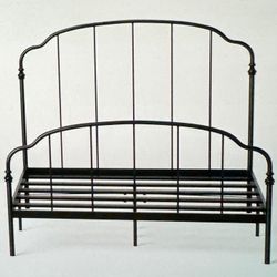 Queen Ferndale Metal Bed Frame -Black Threshold 