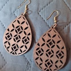 Brown Gold Wood Lattice Boho Chandelier Earrings