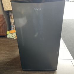 Used Mini Fridge