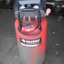 Husky 26 Gallon 150 PSI 4cfm Compressor 