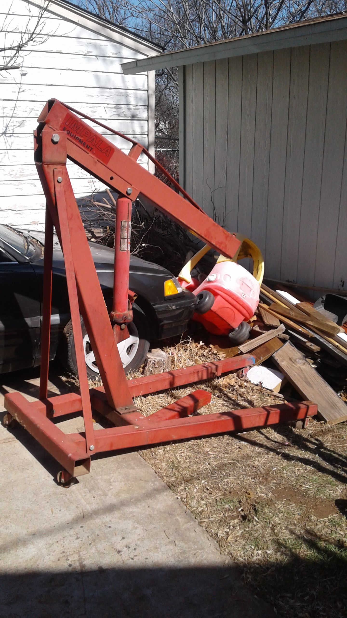Engine hoist cherry picker