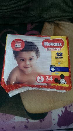 Huggies Snug&Dry (size 3) 34 ct & (size 4)