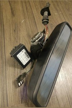 2008-2010 BMW 528xi 528i HOMELINK REAR VEIW MIRROR W/RAIN SENSOR E11025891 OEM