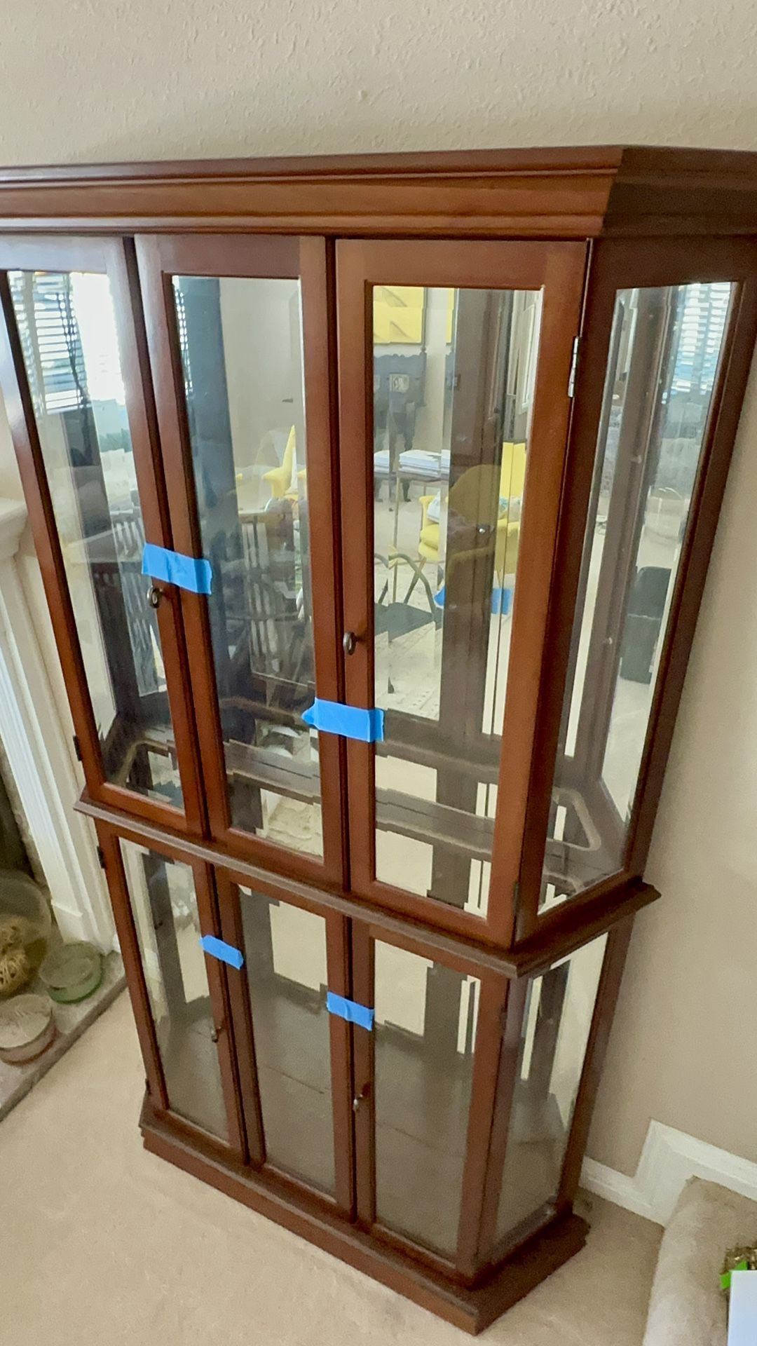REAL WOOD DISPLAY CABINET WITH GLASS SHELVES