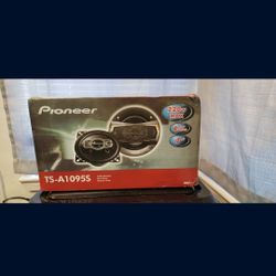Pioneer 4" Door / Dash Speakers 🔊 
