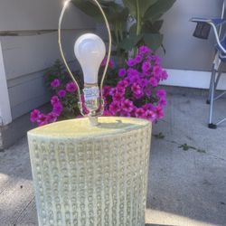 Vintage-Style Ceramic Table Lamp