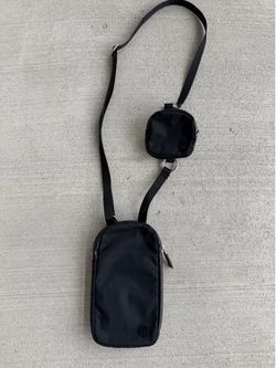 Lululemon Dual Pouch Crossbody Bag Black Adjustable Strap Phone Bag Travel Organizer