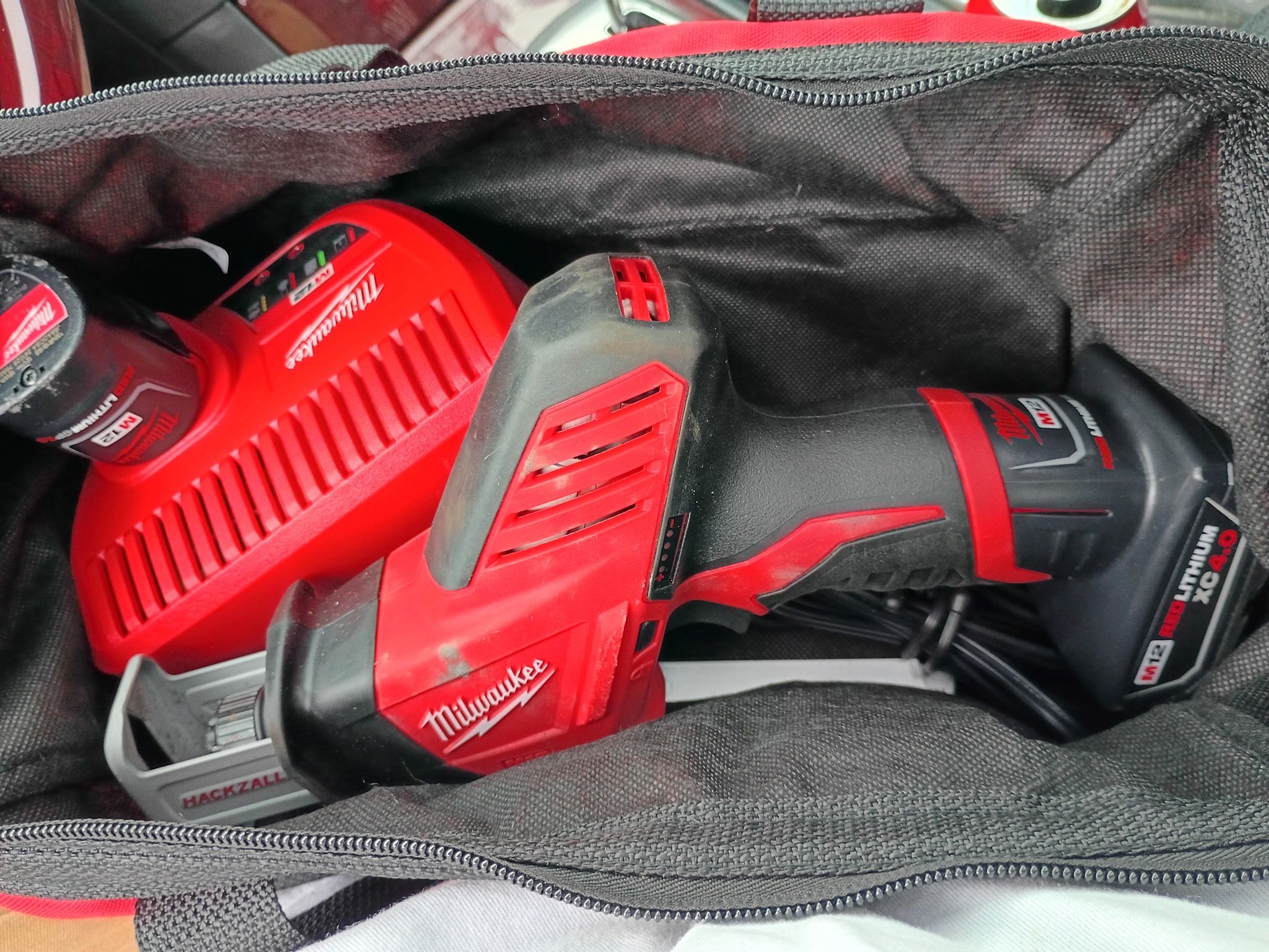 Milwaukee M12 Hack Saw